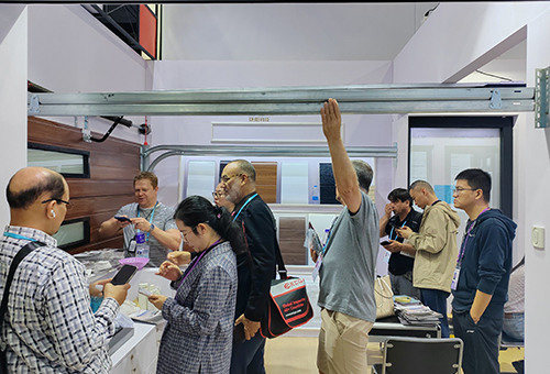 JeYang participated in the 138th Canton Fair